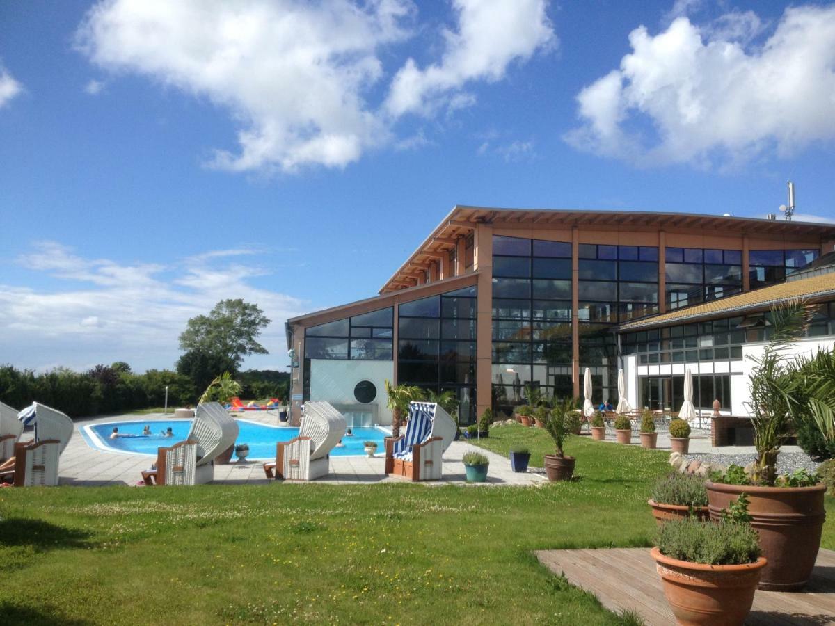 Ferienwohnung "Kranich" Im Ferien-Resort Ruegen Заґард Екстер'єр фото